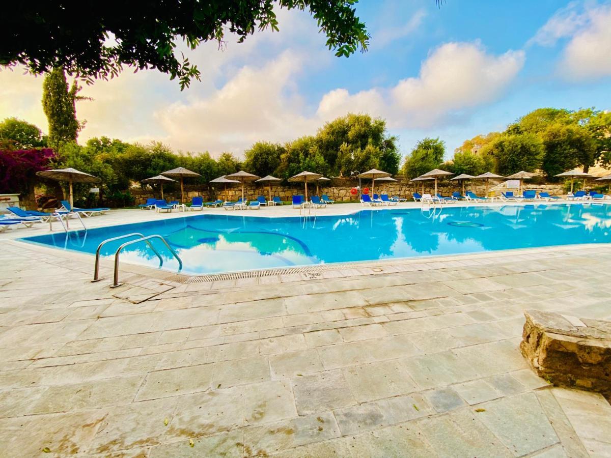Basillica 3 Bedrooms Apartment Paphos Exterior photo