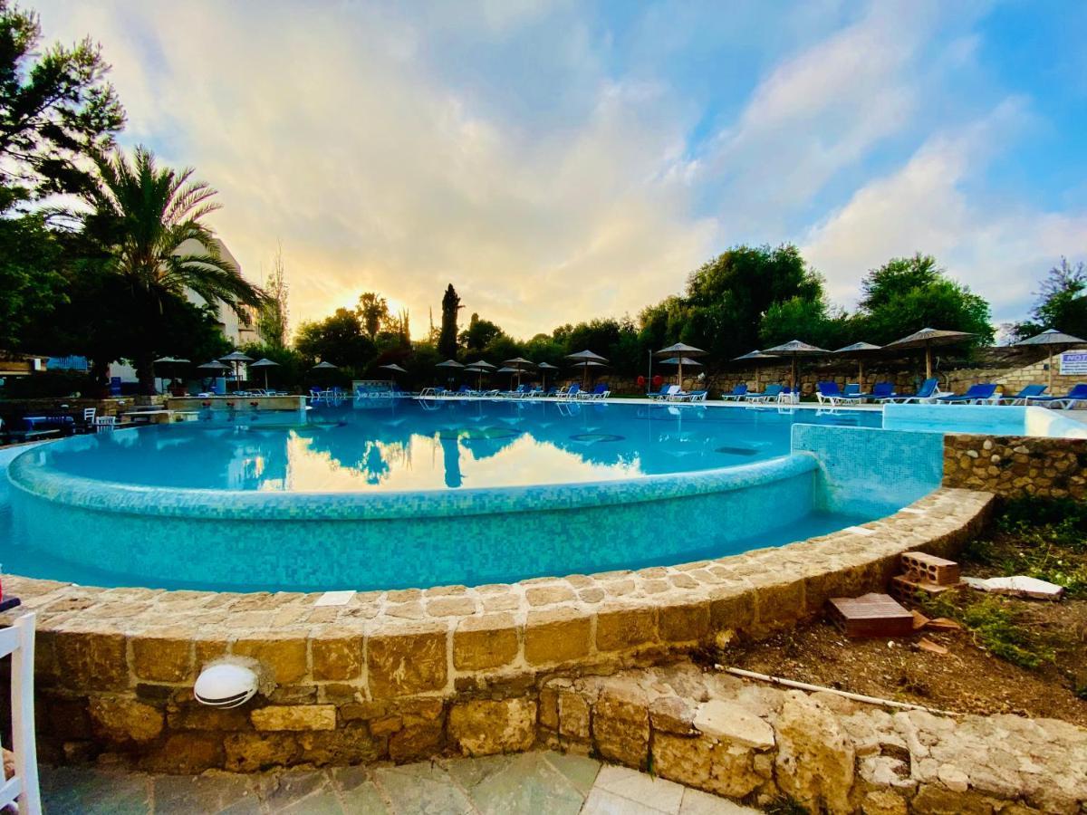 Basillica 3 Bedrooms Apartment Paphos Exterior photo